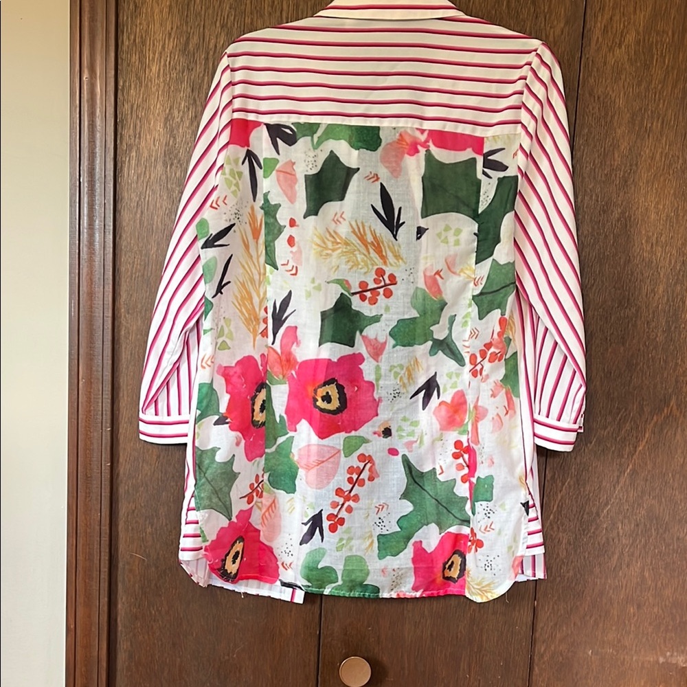Sovia Red,pink and White Striped Button Down Shirt Floral accent 3/4 sleeves - Picture 6 of 8